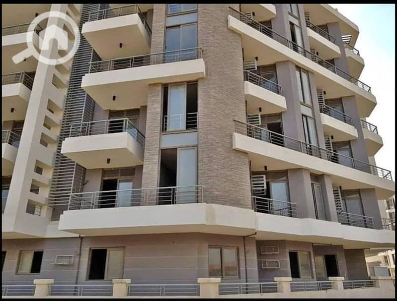 I live in front of Cairo Airport in a great location in a two-room apartment (at the lowest price and a monthly installment)