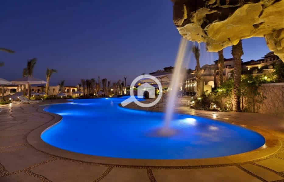 10 swimming-pool-in-Lavista-gardens-sokhna. jpg