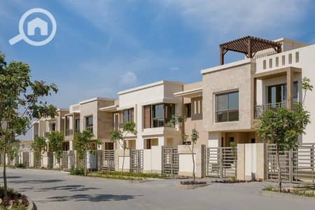 4 Bedroom Villa for Sale in New Cairo, Cairo - 2b396d3e-60f9-42df-b2d7-46d11b7ed70b. jpg