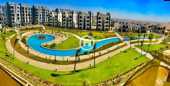 2 Bedroom Flat for Sale in Hadayek October, Giza - فرصة شقة بفيو وهم للبيع الفوري في Sun Capital بمقدم 680 ألف في اكتوبر