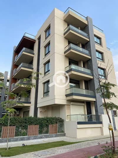 3 Bedroom Penthouse for Sale in New Cairo, Cairo - ready to move penthouse 209m in azad compound next to AUC