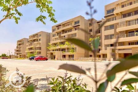 3 Bedroom Flat for Sale in Mostakbal City, Cairo - شقة مميزة للبيع في كمبوند Palm Hills Capital Gardens مقدم 400 الف