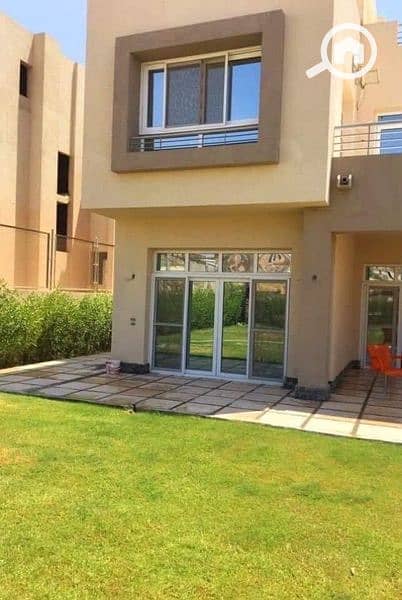 تاون هاوس كورنر للبيع فيو مميز جدا في palm hills new cairo بالتقسيط