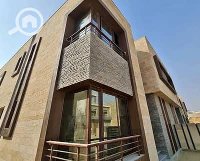 4 Bedroom Townhouse for Sale in New Cairo, Cairo - نوبل تاج سيتى taj city فيلا (2). png