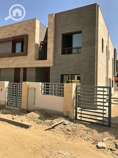 4 Bedroom Townhouse for Sale in New Cairo, Cairo - فيلا5. jpg