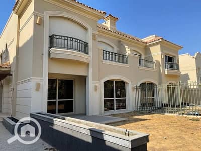 4 Bedroom Townhouse for Sale in Shorouk City, Cairo - باتيو 5 ايست5. jpg