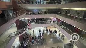 Retail for Sale in New Cairo, Cairo - Comercial or Admin property at 90th street at 3skiesPlaza Mall 123 m2