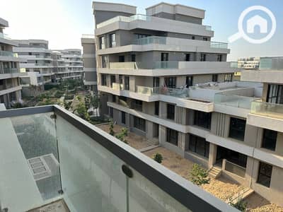 3 Bedroom Flat for Sale in New Cairo, Cairo - Semi finished apartment for sale in Skycondos Sodic Villette