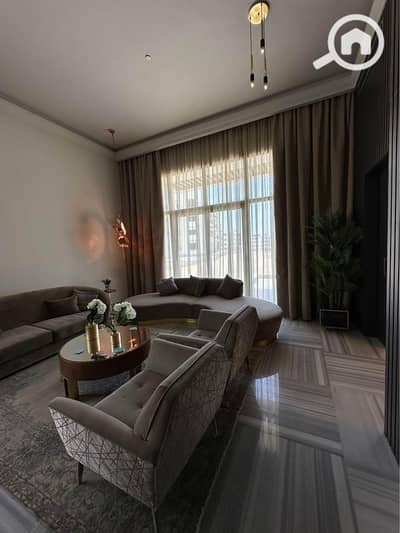 3 Bedroom Apartment for Sale in New Cairo, Cairo - Apartment ready to move fully finished near AUC in 90 avenue fifth settlement شقة للبيع استلام فوري تشكيب كامل 164م امام الجامعة الامريكية 90 افينيو