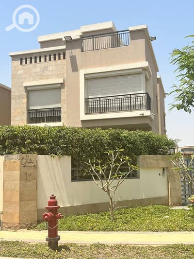 4 Bedroom Villa for Sale in New Cairo, Cairo - 79d459b4-ff6d-418b-9eaa-39a0670cdc48. jpeg