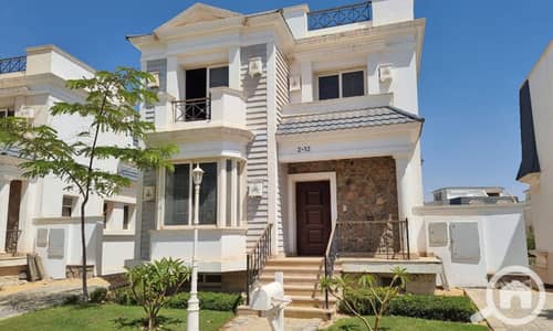 4 Bedroom Villa for Sale in 6th of October, Giza - MV 4. jpg