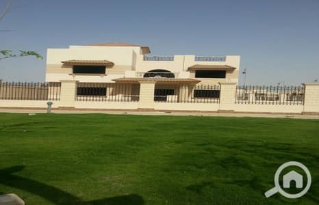 7 Bedroom Villa for Sale in Sheikh Zayed, Giza - Royal City Compound (2). jpeg