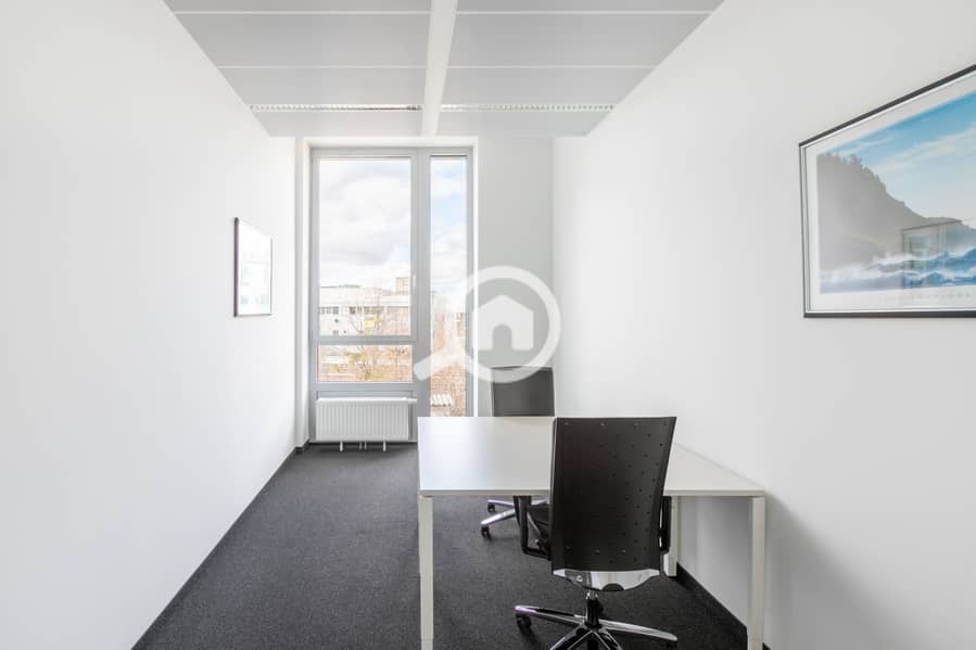 9 Regus Altezza 5787 Munich Germany Small Office - copia. jpg