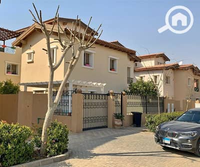 5 Bedroom Villa for Sale in 6th of October, Giza - 352658194_6259800844085673_3717758418247176965_n. jpg