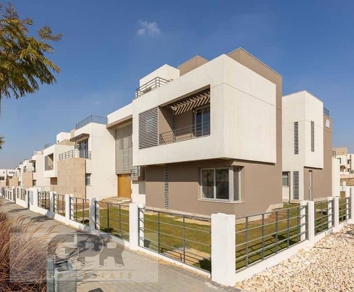 Twinhouse For Sale In Palm Hills New Cairo In Fifth Settlement - فيلا توين هاوس للبيع بفيو مميز في بالم هيلز نيو كايرو في قلب التجمع الخامس