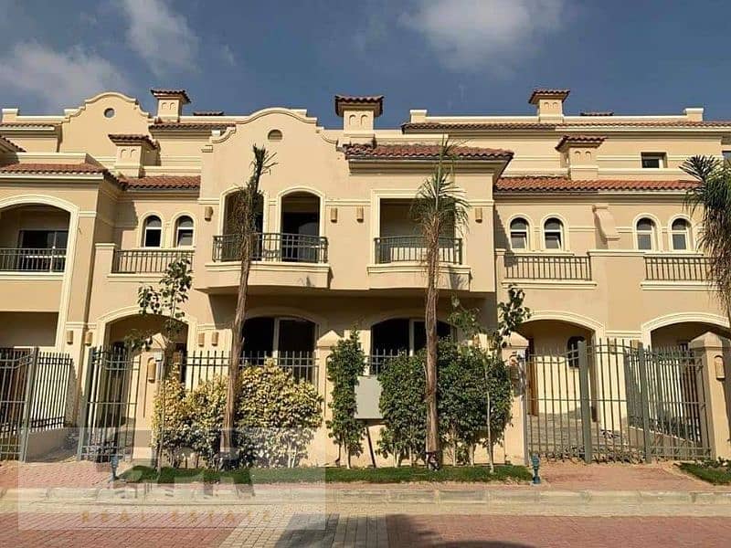 فيلا توين هاوس للبيع استلام فوري بالتقسيط في لافيستا الباتيو 5 الشروق Twin house Villa ( ready to move ) for sale in Lavista El Patio 5 Shorouk