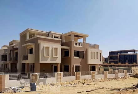 5 Bedroom Villa for Sale in Mostakbal City, Cairo - اس فيلا  S Villa باحلى لوكيشن عالاجون للبيع كمبوند سراى المستقبل سيتى قرب التجمع و مدينتى القاهرة الجديدة Villa for sale in Sarai compound New Cairo