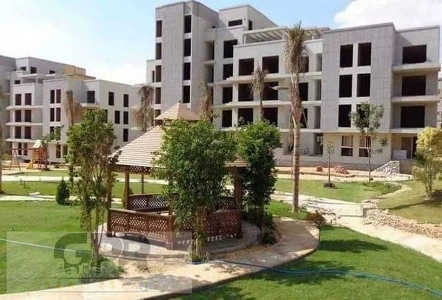 شقة بجاردن للبيع فى كمبوند كريك تاون التجمع الاول طريق السويس Apartment with garden for sale in Creek Town New Cairo