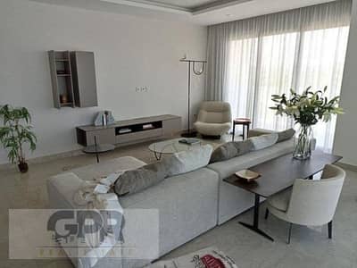 3 Bedroom Flat for Sale in New Cairo, Cairo - شقه متشطبه بالتكييفات والمطبخ بكموند زد ايست من نجيب ساوبروس