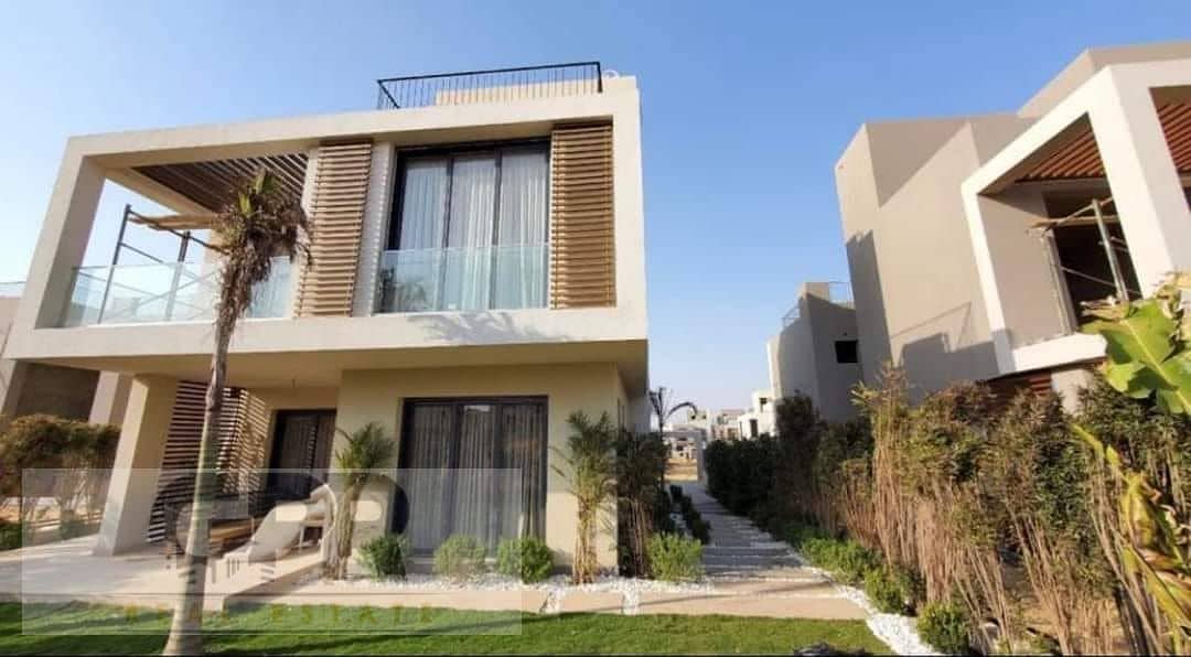 فيلا  متشطبه للبيع ارضي بجاردن في كمبوند سوديك ايست مدينة الشروق - Villa fully finished for sale at sodic east shorouk city