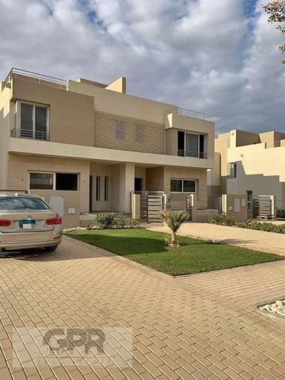 5 Bedroom Villa for Sale in 6th of October, Giza - فيلا مميزه للبيع في كمبوند ذا كروان في 6 اكتوبر | Distinctive villa for sale in The Crown Compound in 6th of October