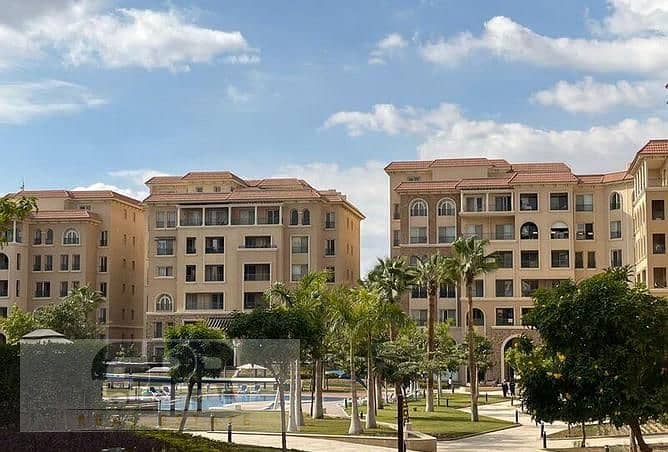 Open pool and landscape view apartment for sale in 90 Avenue New Cairo 171m with installments next to AUC  شقة للبيع في 90 افينيو التجمع الخامس