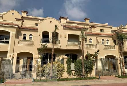 4 Bedroom Twin House for Sale in Shorouk City, Cairo - Ready to move Twin villa for sale in Patio 5 New Cairo 341m with installments  لافيستا باتيو 5 ايست الشروق