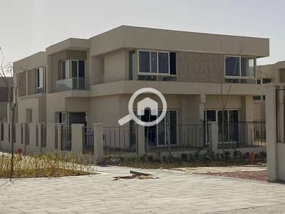 4 Bedroom Townhouse for Sale in 6th of October, Giza - town house for sale resale in badya at the old price and ready to move