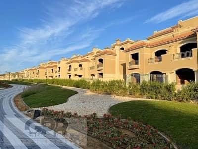 تاون هاوس 3 غرف نوم للبيع في القاهرة الجديدة، القاهرة - Classic townhouse villa corner 366m ready to move with installments  La Vista  تاون هاوس فيلا كورنر للبيع366م استلام فوري باقساط في لافيستا