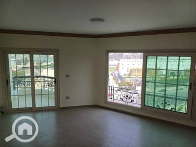 Office for Rent in Heliopolis, Cairo - مكتب 180م للايجار / واجهه مصر الجديده