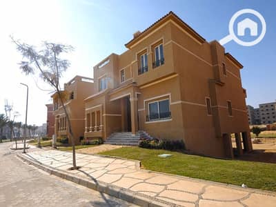 5 Bedroom Twin House for Sale in New Cairo, Cairo - 7fd7b957-3920-4d7b-9b13-242c749675e7. jpg