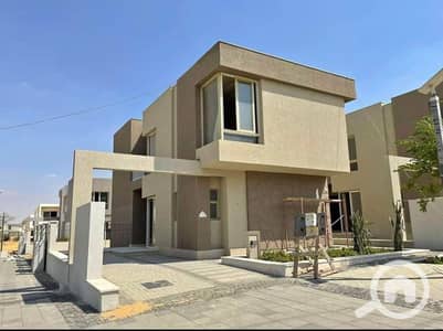 5 Bedroom Villa for Sale in 6th of October, Giza - FB_IMG_1700511525110. jpg