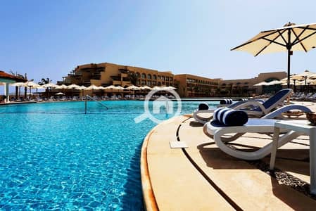 2 Bedroom Chalet for Sale in Soma Bay, Red Sea - امتلك شاليهك بفيو ع البحر مباشرة 112م + جاردن في خليج سوما باي الغردقة