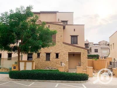 4 Bedroom Townhouse for Sale in New Cairo, Cairo - 71d0a413-0b91-46c7-8f5e-cd091d8ce66b. jpg