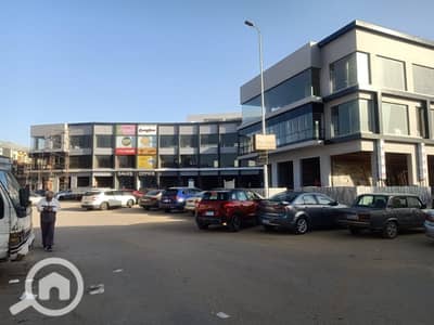 Retail for Rent in New Cairo, Cairo - eaadd069-d824-4292-9fdc-9687f8512335. jpeg