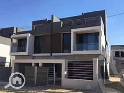 4 Bedroom Townhouse for Sale in Shorouk City, Cairo - WhatsApp Image 2022-11-22 at 1.28. 41 PM. jpeg