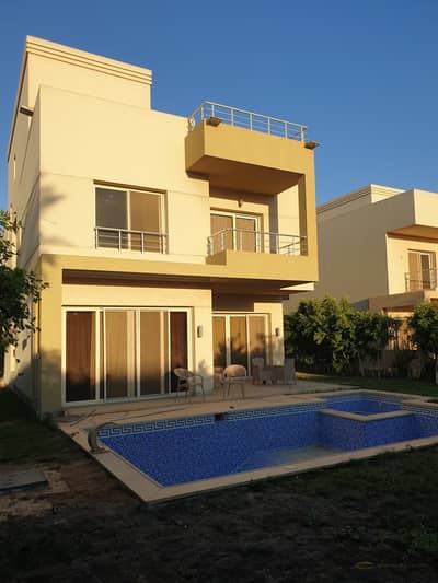 6 Bedroom Villa for Sale in 6th of October, Giza - 8b7cd11e-879c-47be-a898-86091728d116 - Copy. jpg