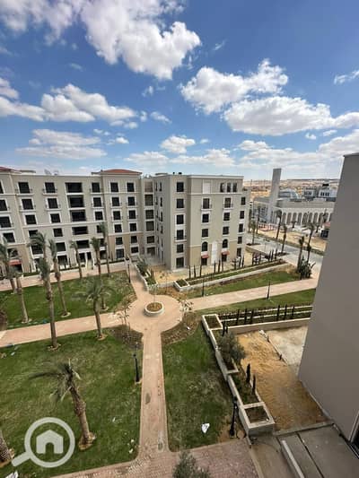 1 Bedroom Apartment for Sale in Sheikh Zayed, Giza - Studio for sale in Village West Sheikh Zayed compound, finished with air conditioning, immediate delivery