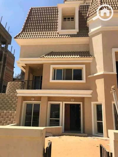 3 Bedroom Villa for Sale in New Cairo, Cairo - فيلا لقطة للبيع بالتسهيلات بجوار مدينتي