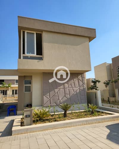 4 Bedroom Villa for Sale in 6th of October, Giza - bedc2145-13be-48b4-aab7-0a0b19c37417. jpeg