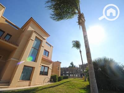 6 Bedroom Villa for Sale in New Cairo, Cairo - 3d03c20e-cb72-4968-9f57-fe1fdda68d9b. jpg