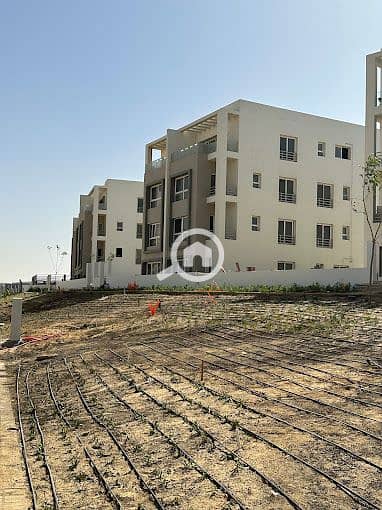 3 Bedroom Flat for Sale in New Cairo, Cairo - 2022-10-17 (1). jpg