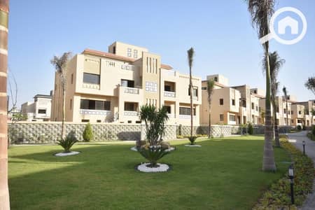 4 Bedroom Townhouse for Sale in 6th of October, Giza - Twin house for sale 252 m Green 4 in front of Palm Hills 6th of October