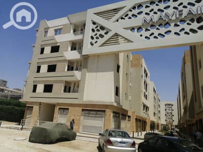 3 Bedroom Flat for Sale in Mokattam, Cairo - Apartment for sale ready to move in Mayfair 2 compound - Mokatam - Hadba