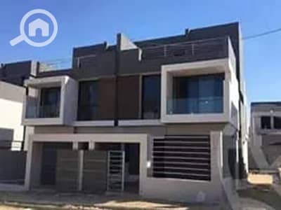 4 Bedroom Townhouse for Sale in Shorouk City, Cairo - WhatsApp Image 2022-11-22 at 1.28. 41 PM. jpeg