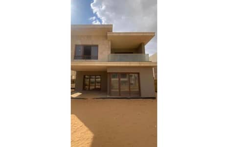 6 Bedroom Villa for Sale in 6th of October, Giza - 303553ca-0f28-4920-8c59-abcf1218415e. jpg