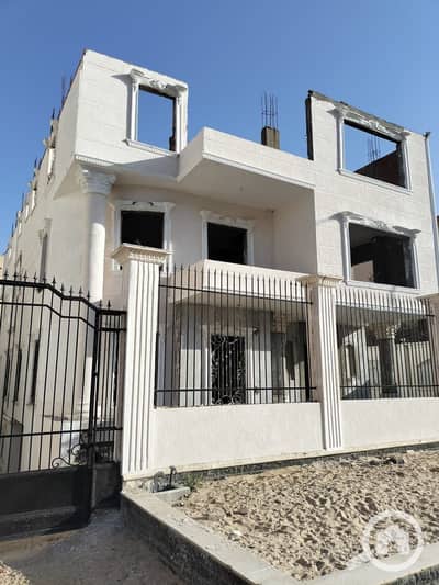 5 Bedroom Villa for Sale in 6th of October, Giza - WhatsApp Image 2024-04-03 at 2.12. 40 PM. jpeg