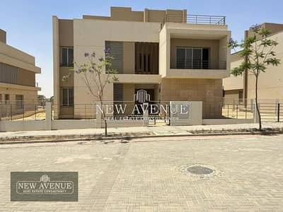 6 Bedroom Villa for Sale in New Cairo, Cairo - 18bdbe1e-0f4c-4998-accc-5081d70d49e2. png