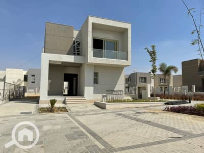 4 Bedroom Villa for Sale in 6th of October, Giza - WhatsApp Image 2024-08-21 at 15.50. 06_e4239964. jpg