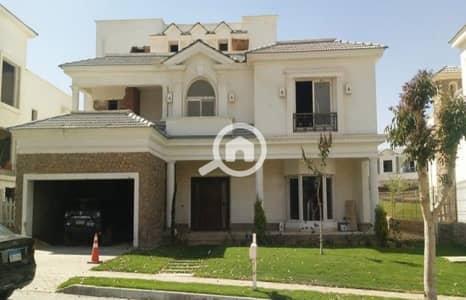 4 Bedroom Townhouse for Sale in 6th of October, Giza - Mountain-View-2-New-Cairo_1400x900. jpg